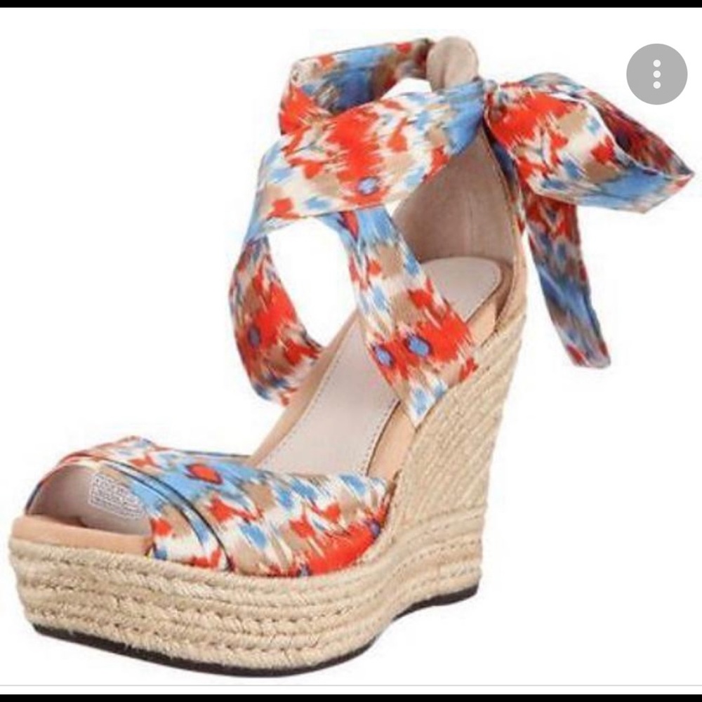 Ugg Australia Lucianna Espadrille wedges size 10